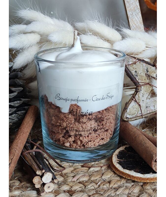 Salted butter caramel whipped cream candle