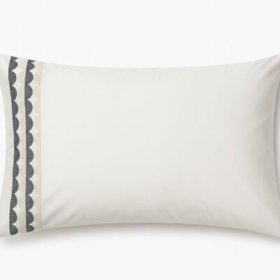 Shiloh Pillowcase made from 100% long staple cotton percale