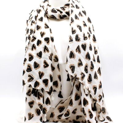 Scarf with heart and pompom