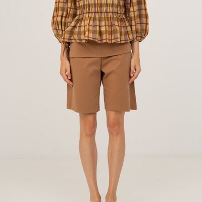 Bermudas marrones de chalet