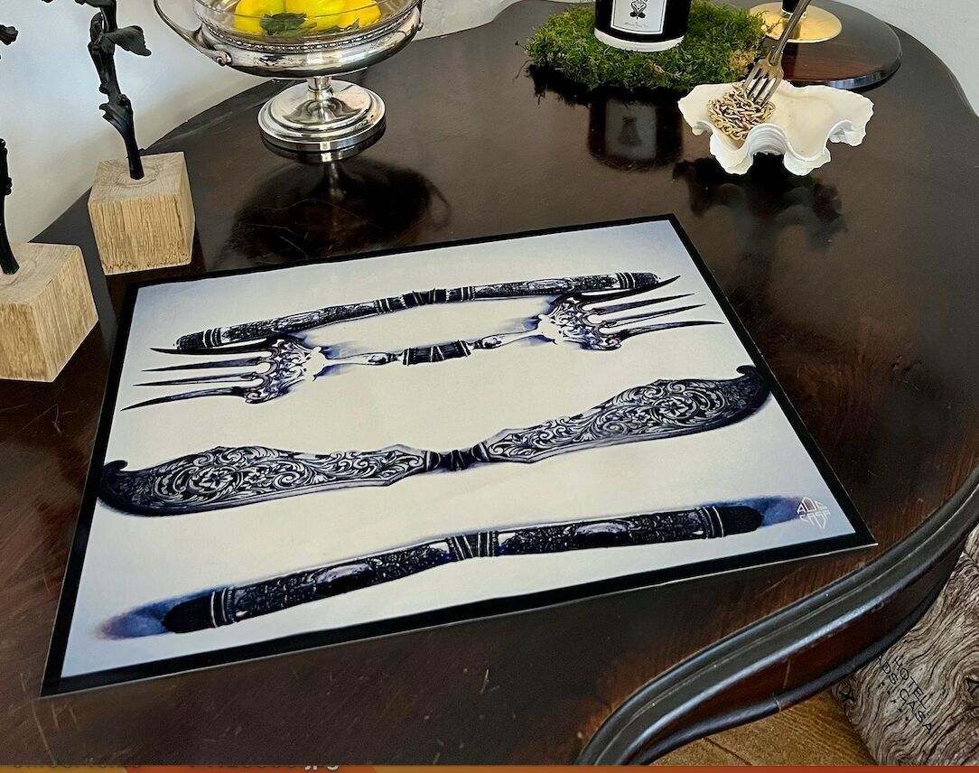 VELVET PLACEMAT WITH FISH SERVICE PATTERN