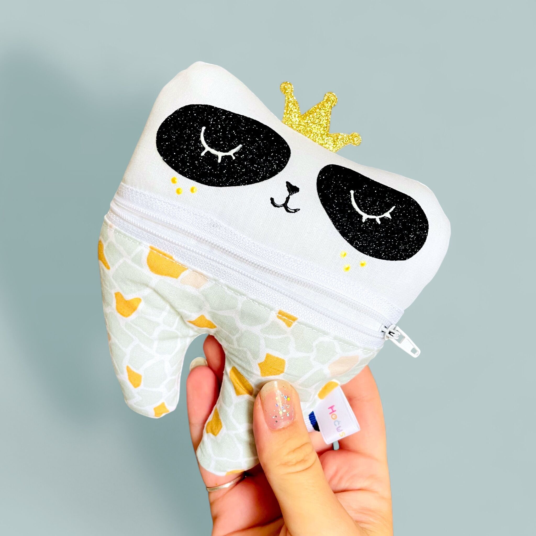 Große grün-gelbe Milchzahndose PANDA / Geschenk zur Geburt bis 6 Jahre - Handgefertigt in Frankreich