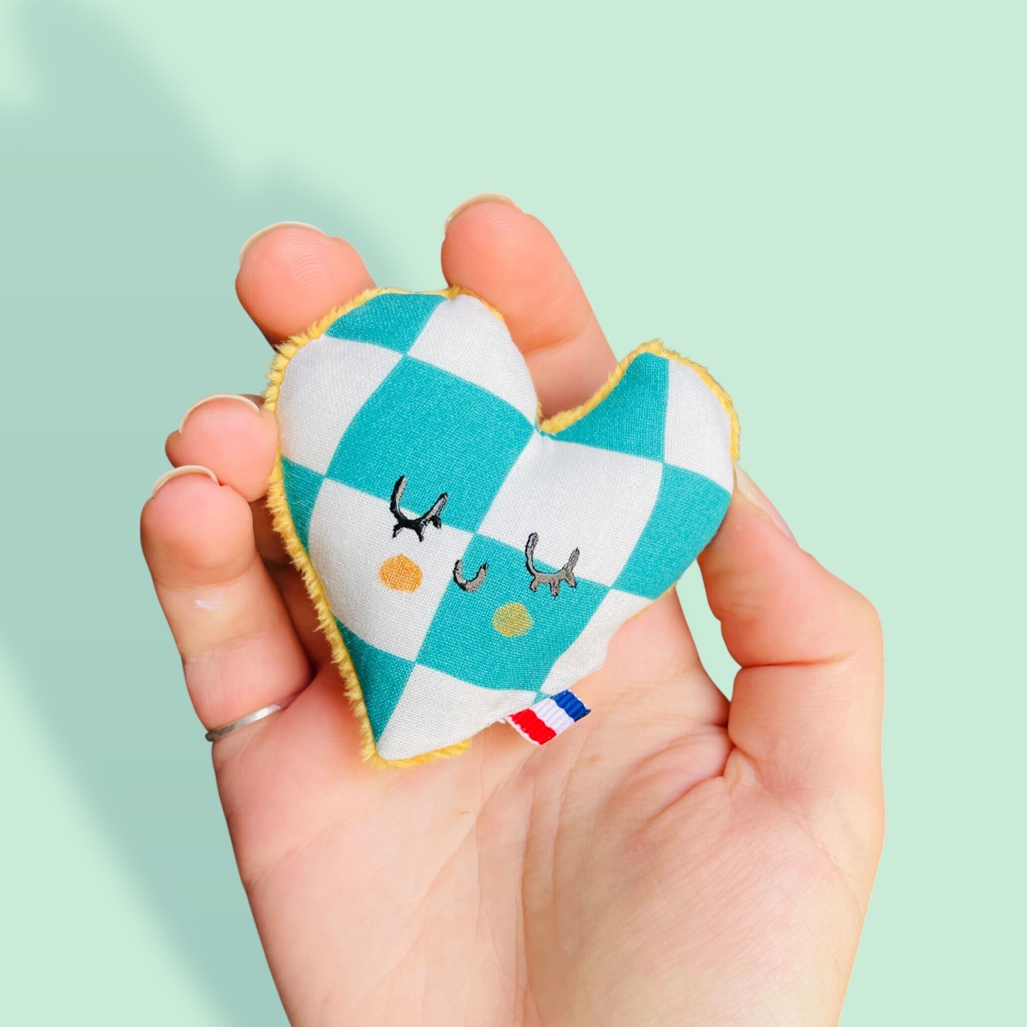 Câlin de poche, coeur d'aide à la séparation, doudou gestion des émotions enfant - Fait main en France