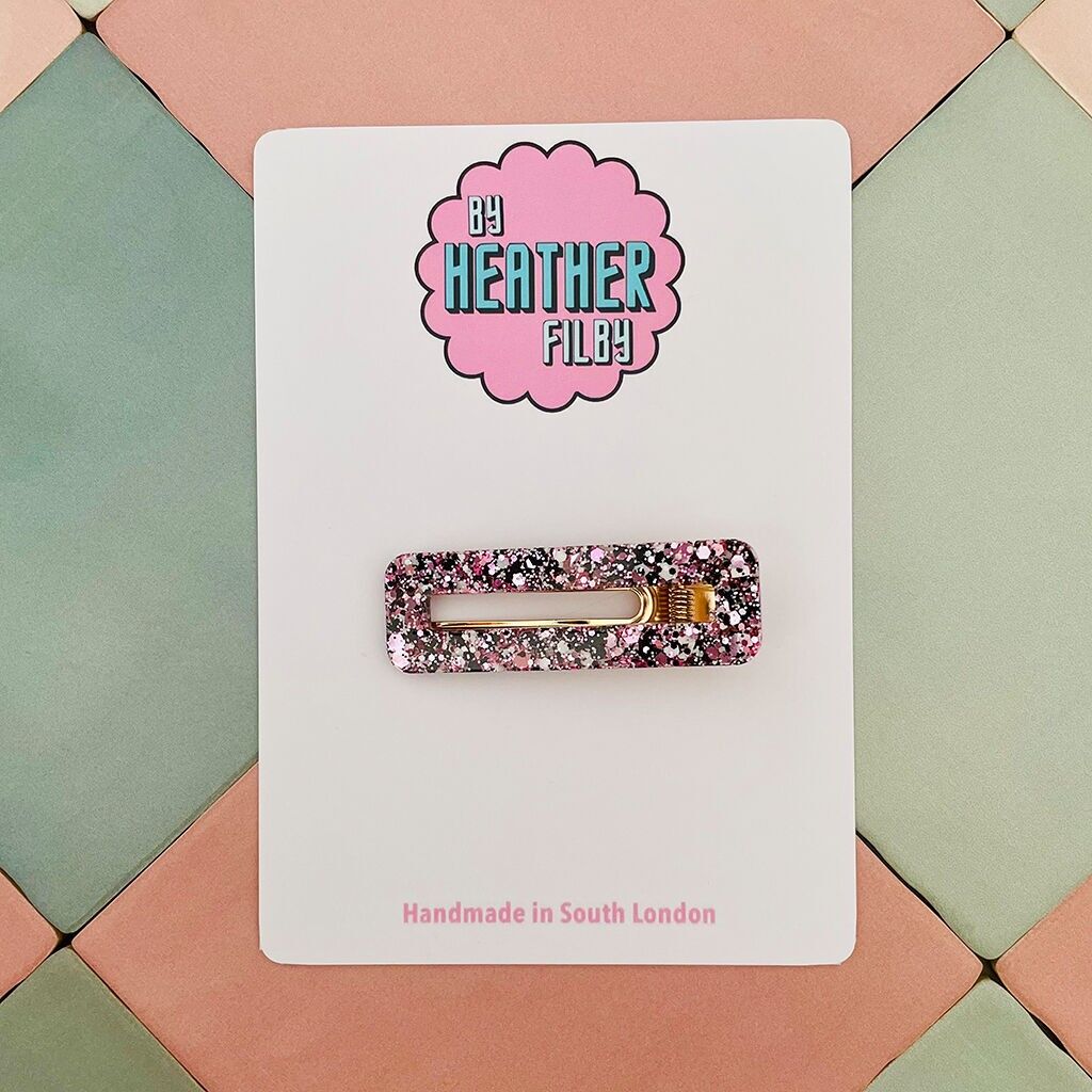 Fermaglio per capelli in resina glitterata rosa e nera