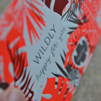 Carte postale A6 typographique "Wildly happy" (mariage) 2