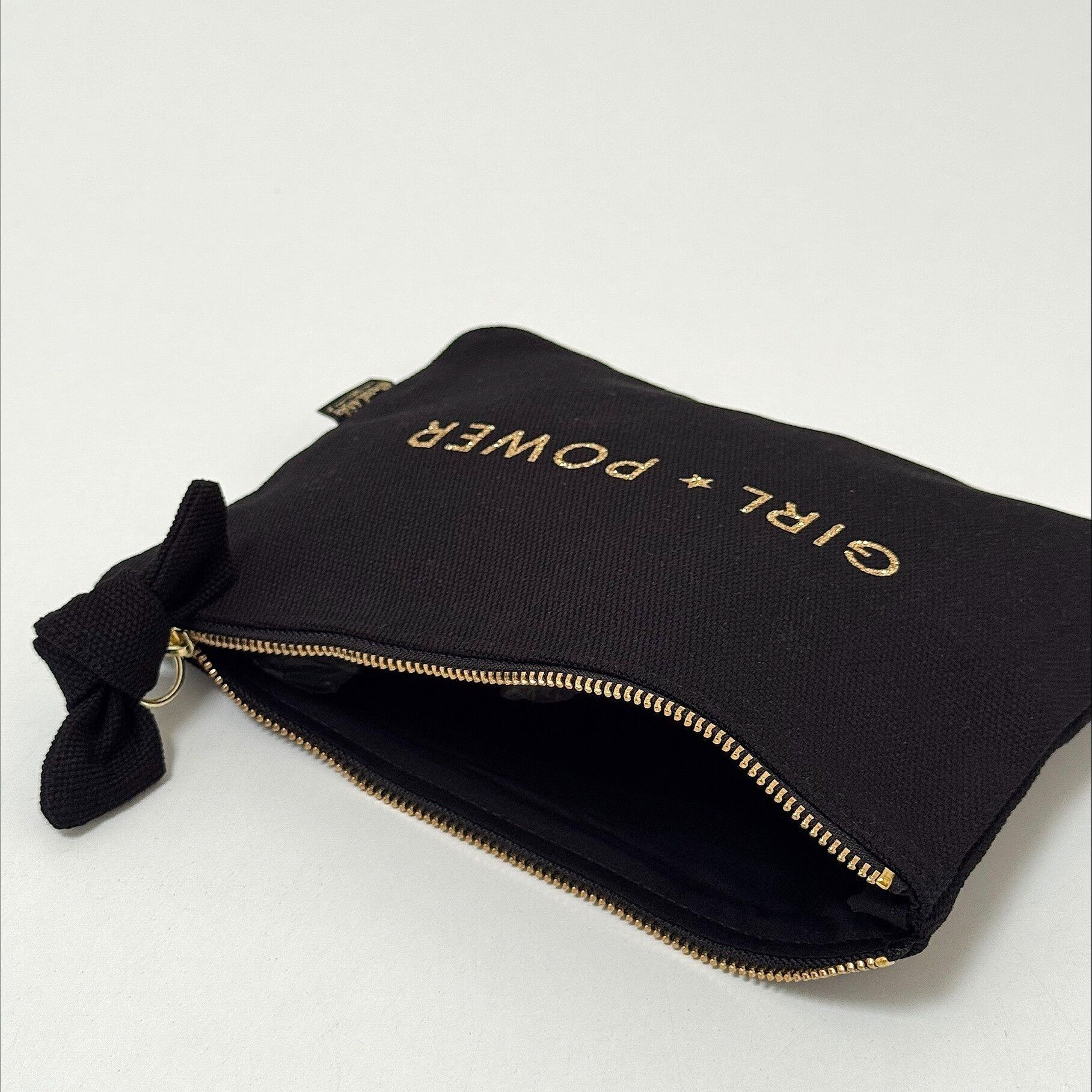 Pochette "Girl Power" Noire