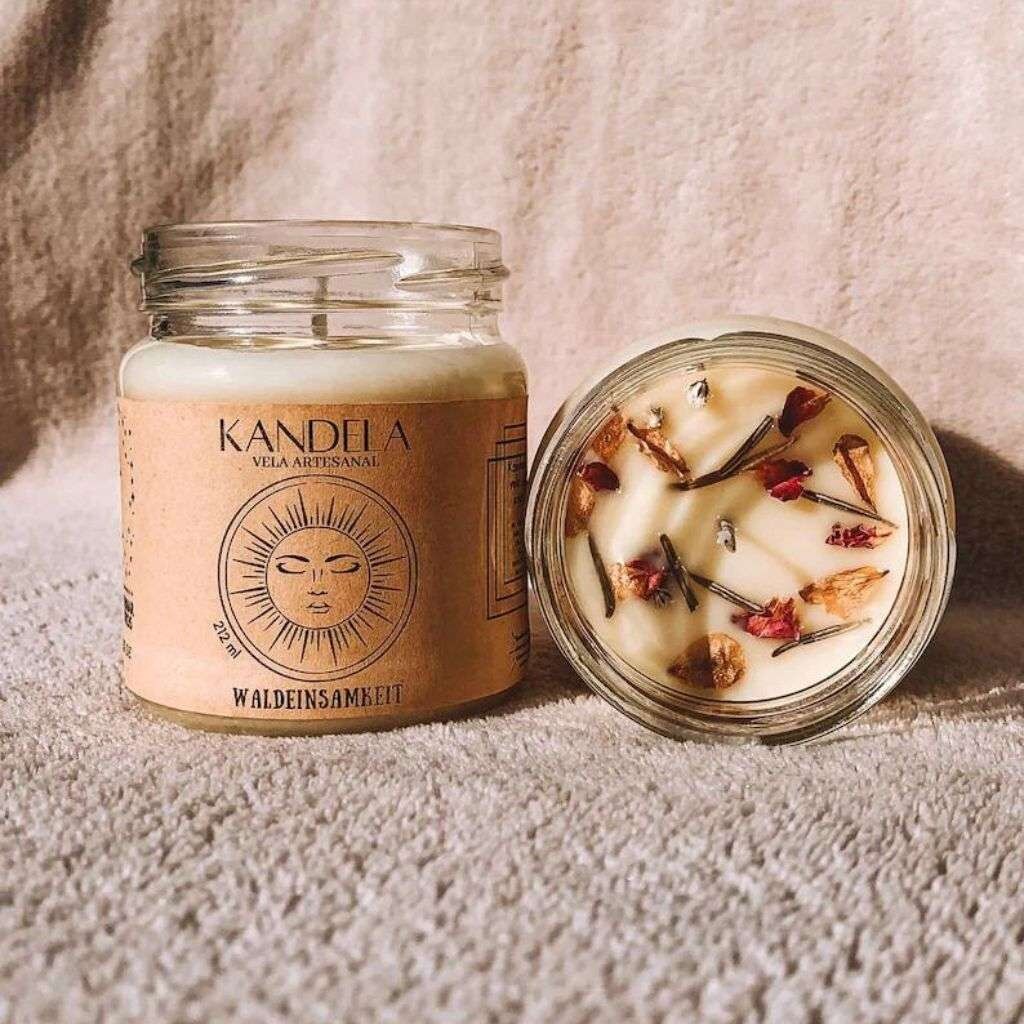 Vela aromática de cera de soja - Pino, naranja y eucalipto