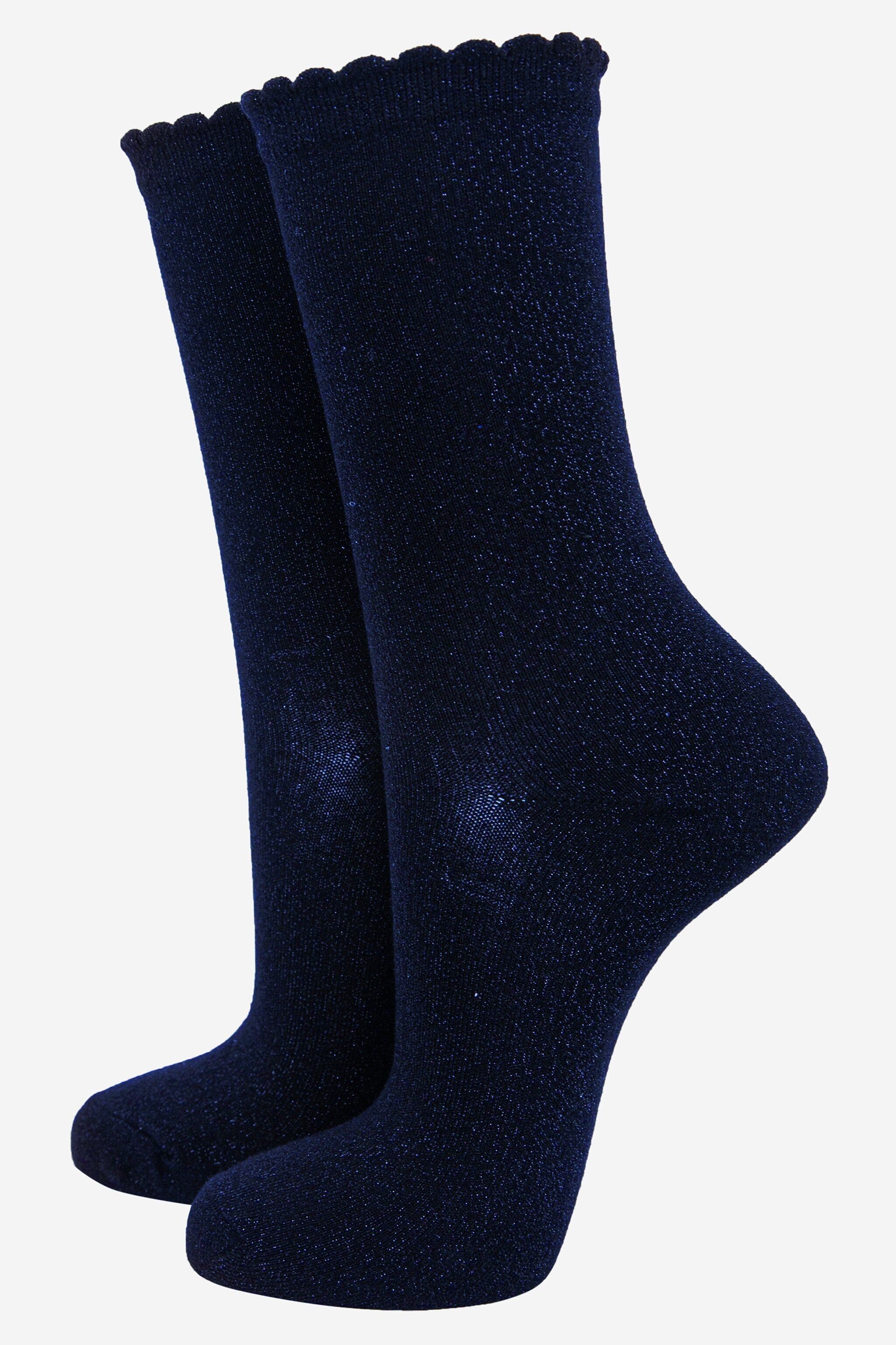 Schwarze Glitzersocken für Damen, glitzernde Söckchen, schimmerndes Königsblau mit gewelltem Bündchen