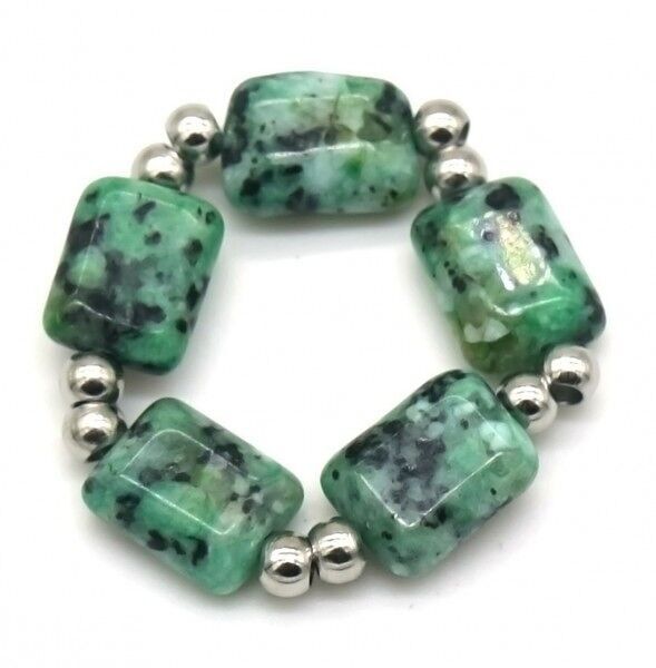 E-E18.1 R062-022S S.Anello in acciaio con pietre verdi