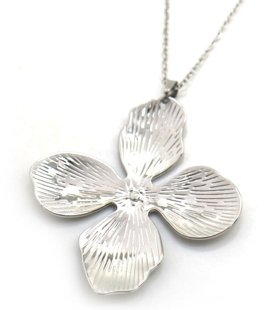 I-E19.2 N106-001S S. Collana in acciaio Statement 4.Fiore da 5 cm