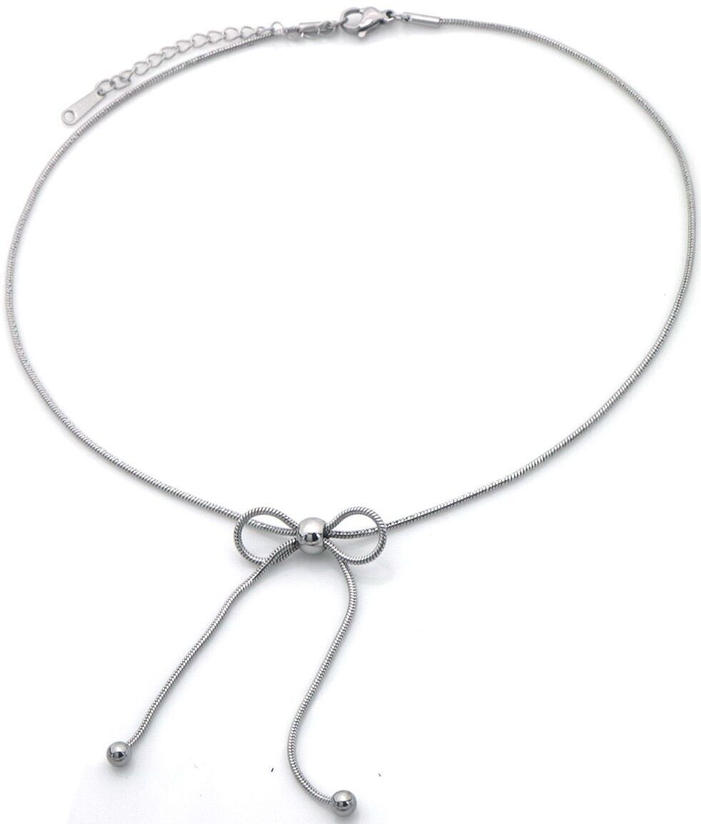 E-E18.3 N091-121S S.Collana in acciaio con fiocco