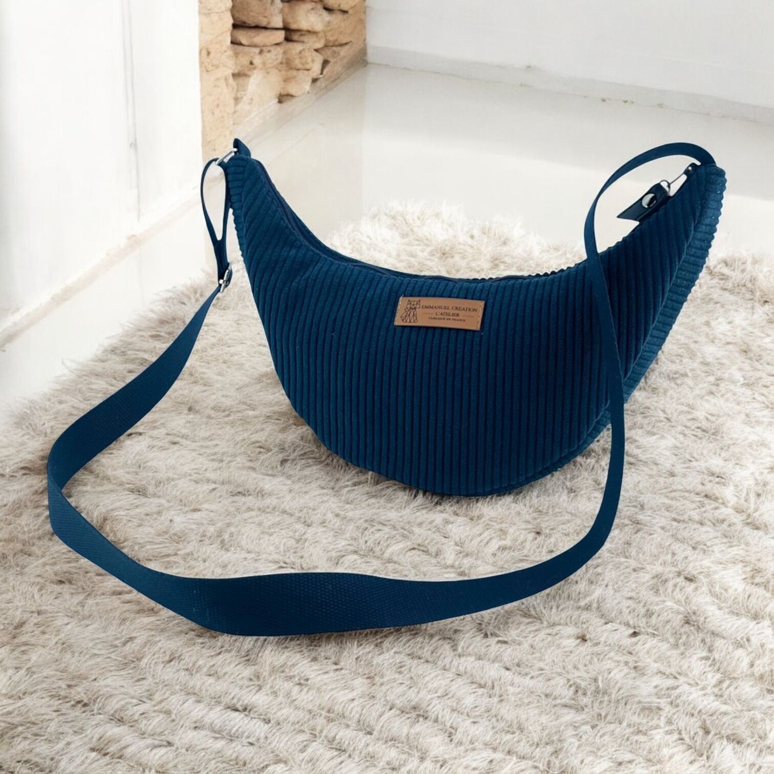 Bolso Léo S, color azul marino "pana"