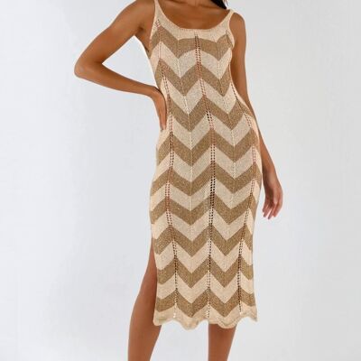Robe mi-longue en tricot beige pour la plage
