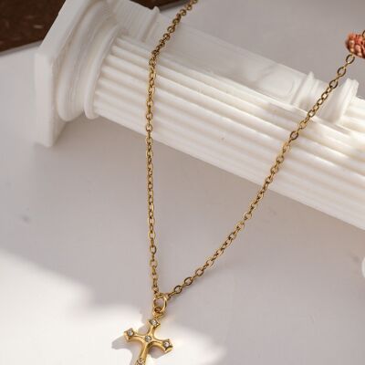 Collier Acier Inoxydable Croix Minimaliste Chic & Discret