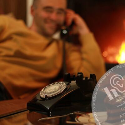Teléfono móvil para personas mayores de los años 60 con GSM / teléfono móvil para personas mayores / teléfono con problemas de audición