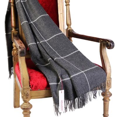Alpaca wool grey checkered plaid