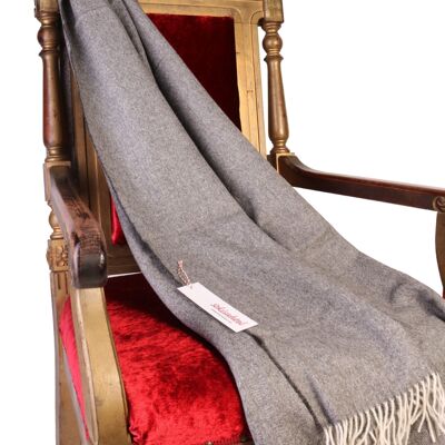 Alpaca wool herringbone patterned grey plaid