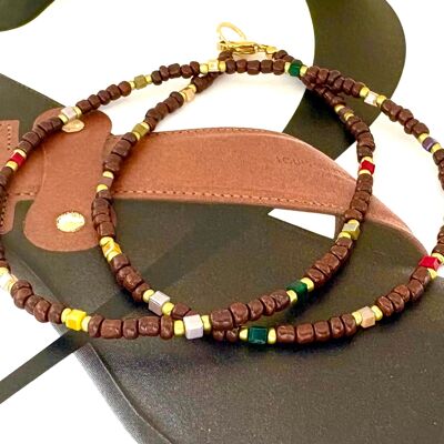 Collana marrone con cristallo