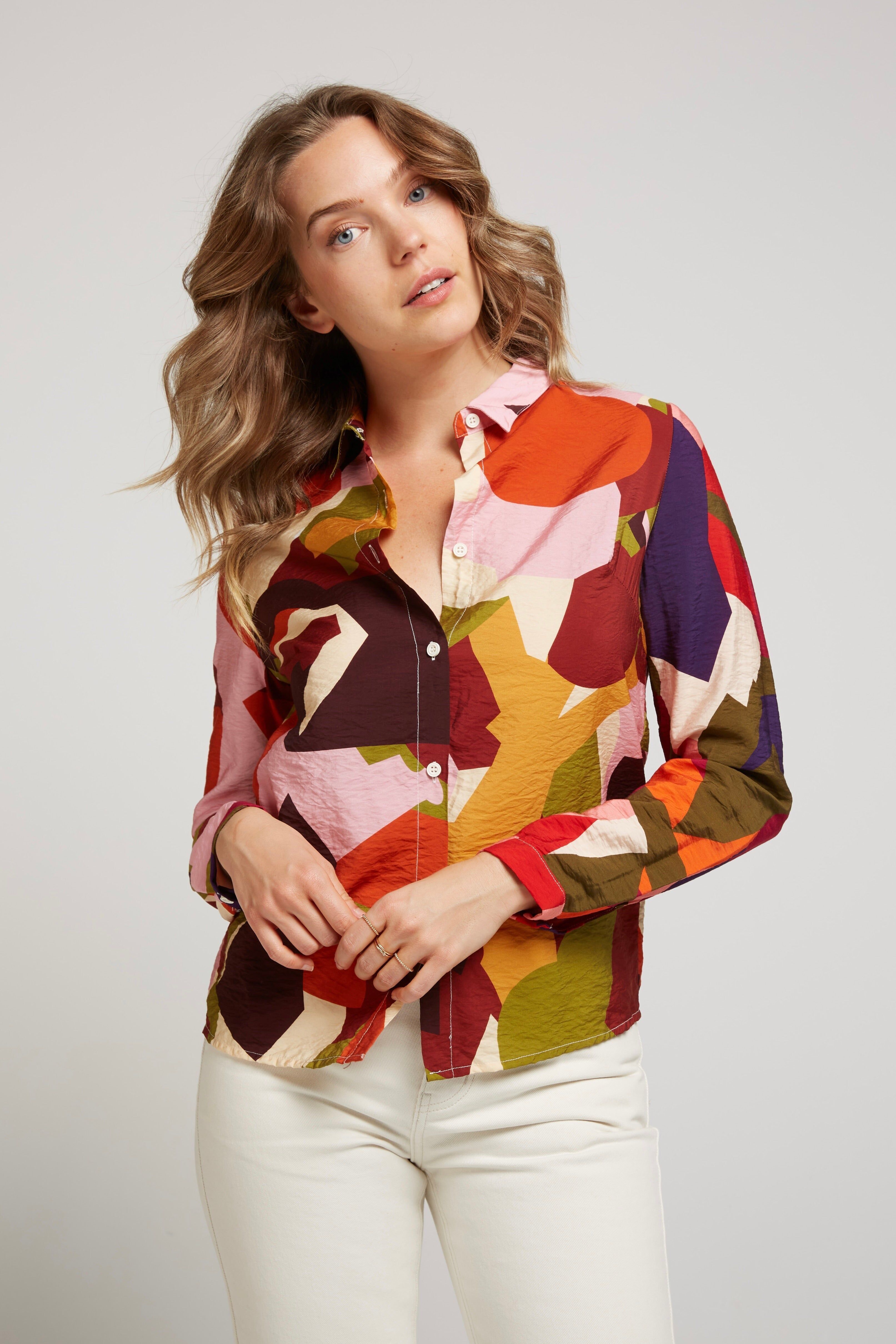 MANU - Camisa con estampado gráfico fluido