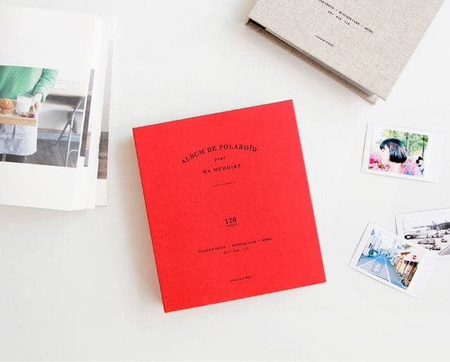 Iconico album di Polaroid - Rosso