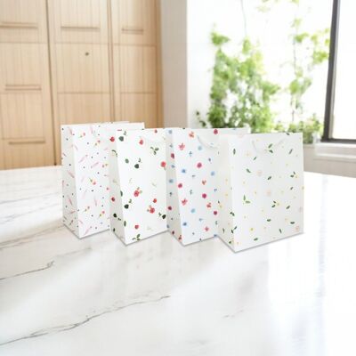 Sacs-cadeaux floraux printaniers – Lot de 4 (couleurs assorties)