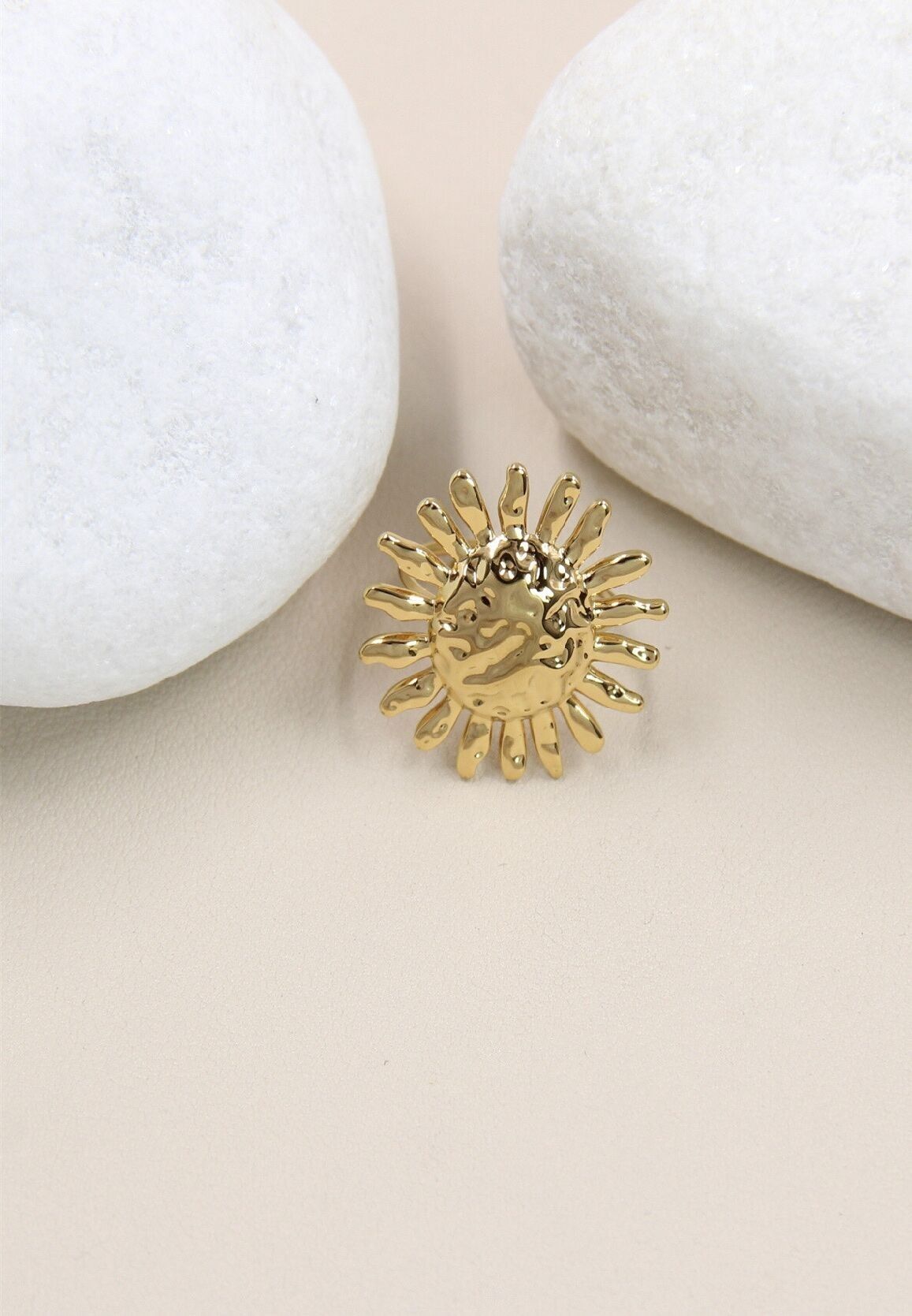 Anello solare regolabile in acciaio inossidabile: brillantezza e raffinatezza