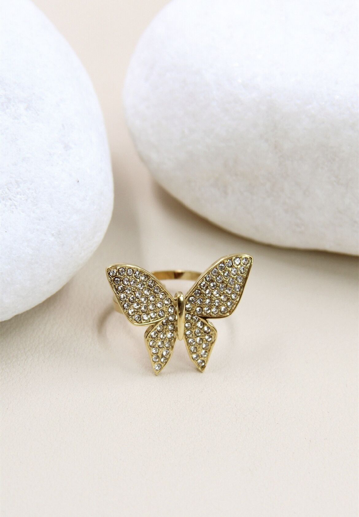 Butterfly Elegance: anello regolabile in strass e acciaio inossidabile