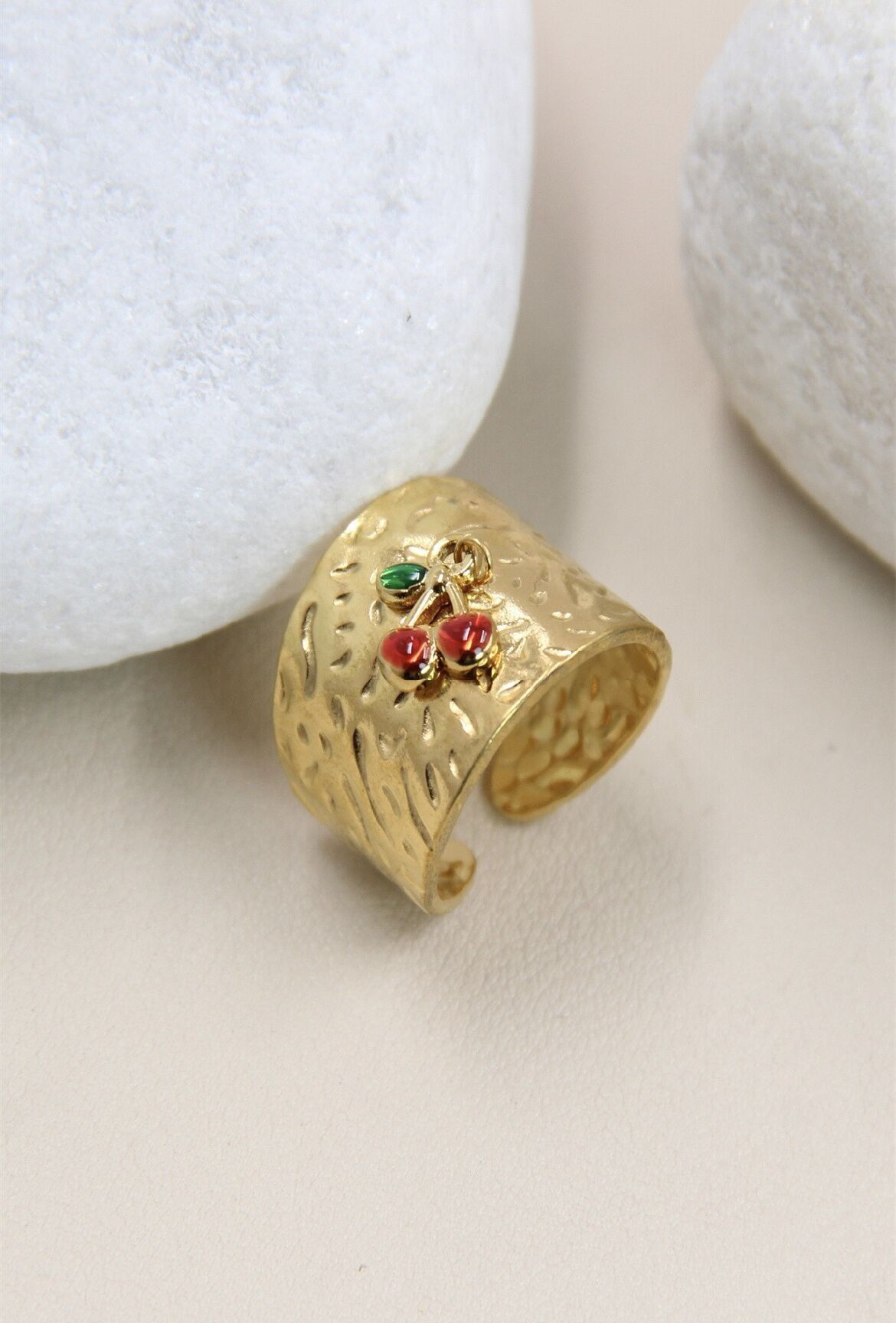 Gioiello affascinante: anello regolabile in acciaio inossidabile con ciliegia