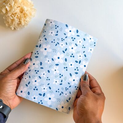 Lined stapled notebook - Small flowers - Blue - A5