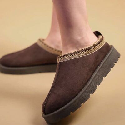 BROWN FAUX SUEDE EMBROIDERED AZTEC COZY SLIPPER BOOTS (PACK OF 12 PAIRS UK3-UK8)