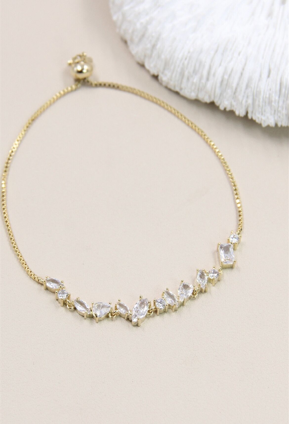 Bracciale in cristallo regolabile e scorrevole - Un gioiello scintillante