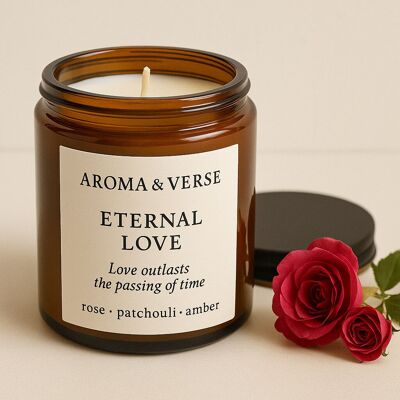 Vela aromática artesanal de cera de soja – Rosa, Ambar y Pachuli – Con Relato Exclusivo – Aroma & Verse