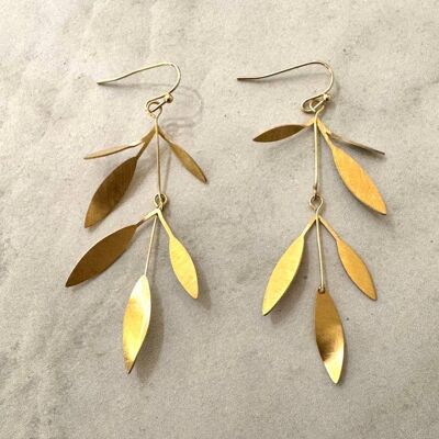 Rowan Floral Dangle Earrings
