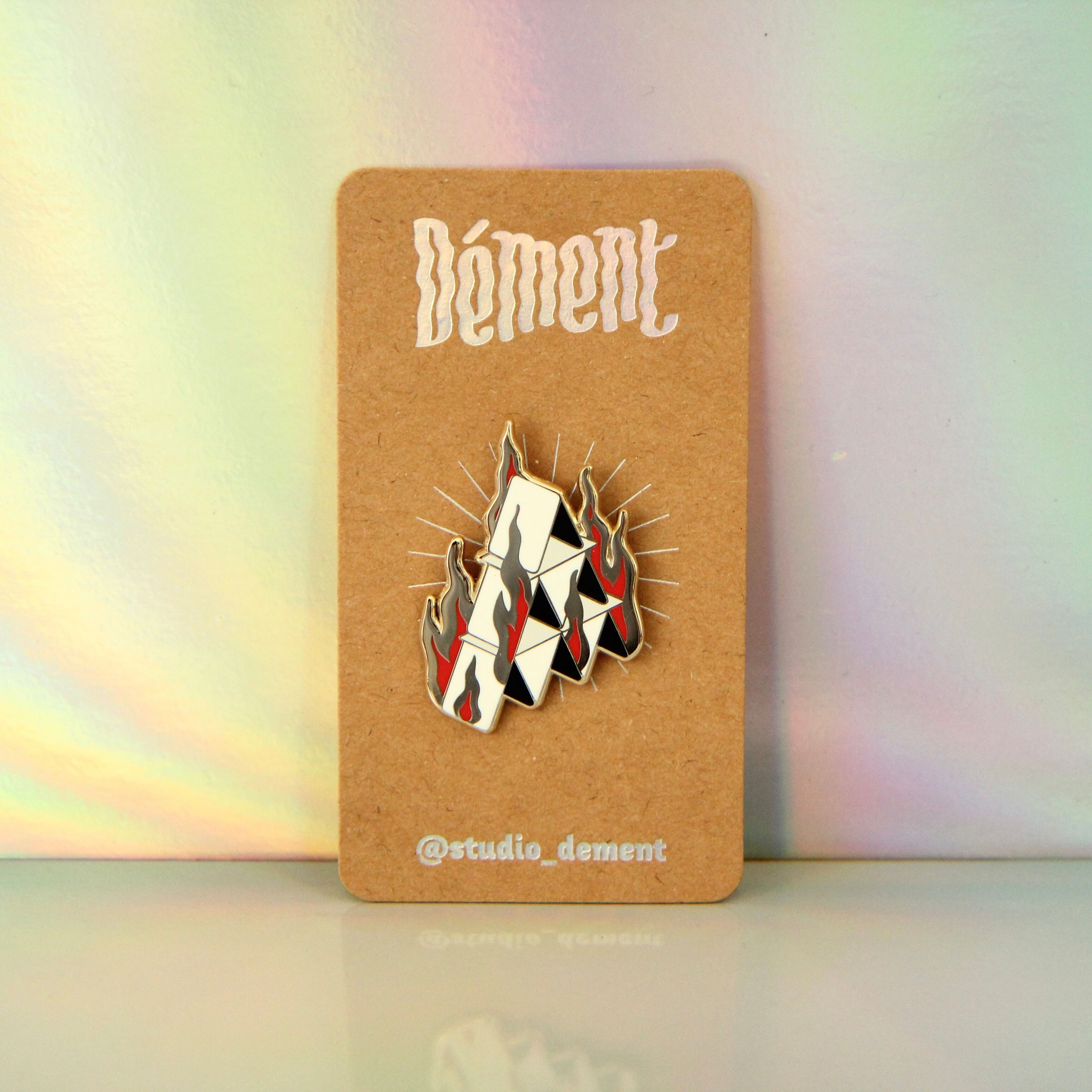 Pin’s House of Cards