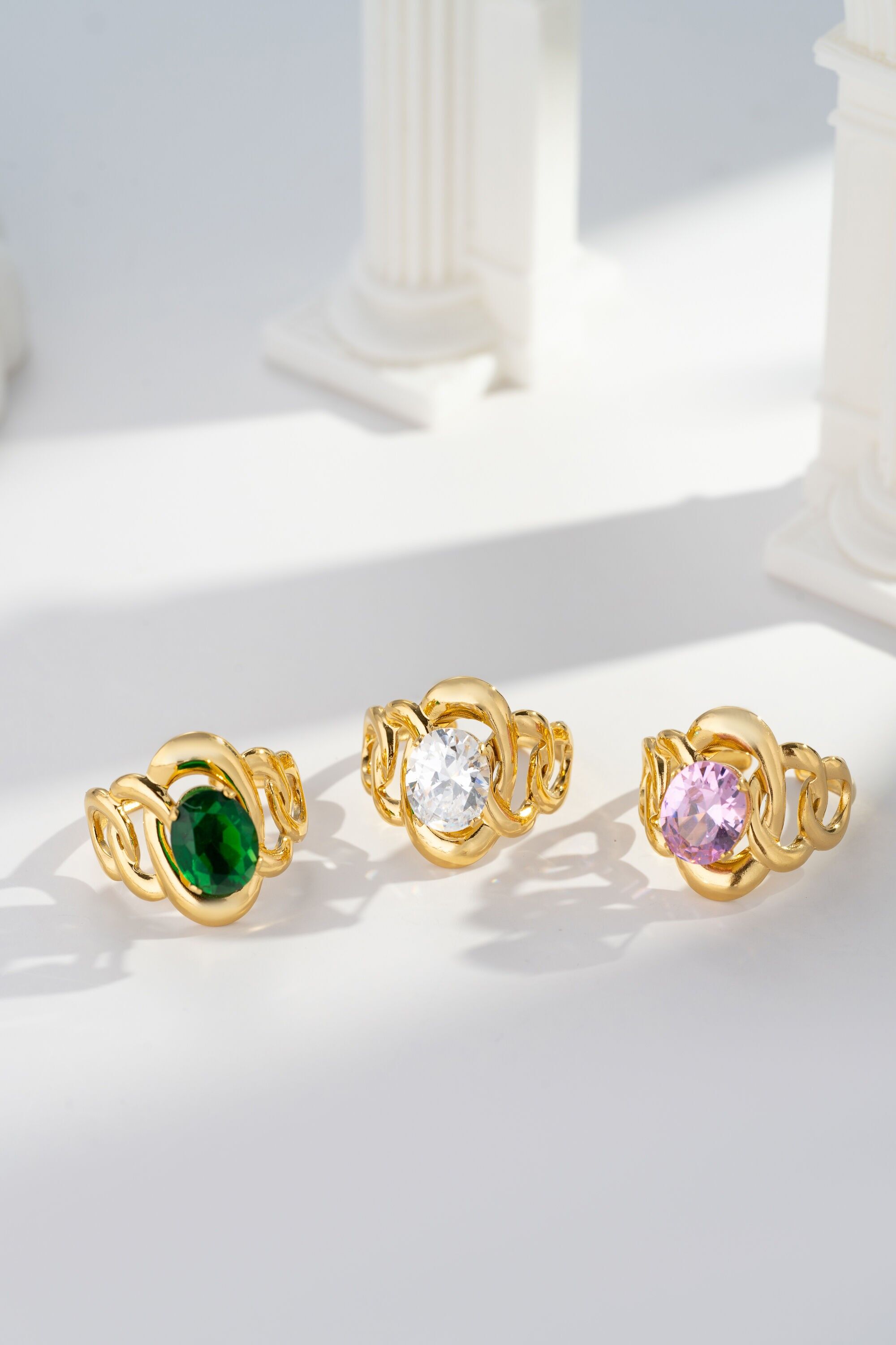 Anello rotondo regolabile in cristallo scintillante in acciaio inossidabile elegante