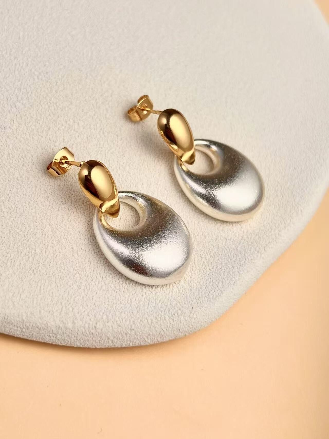 Chic Two-Tone Drop Metal Duo Earrings