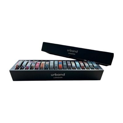 Coffret collector en acrylique pour 18 bracelets de 10 mm - Noir mat avec couvercle transparent