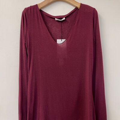 Feminine lightweight V-neck sweater