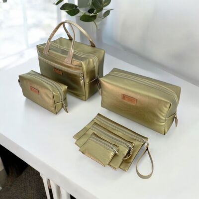 Pack 3 pochettes, 2 trousses & 1 vanity, "Simili" doré