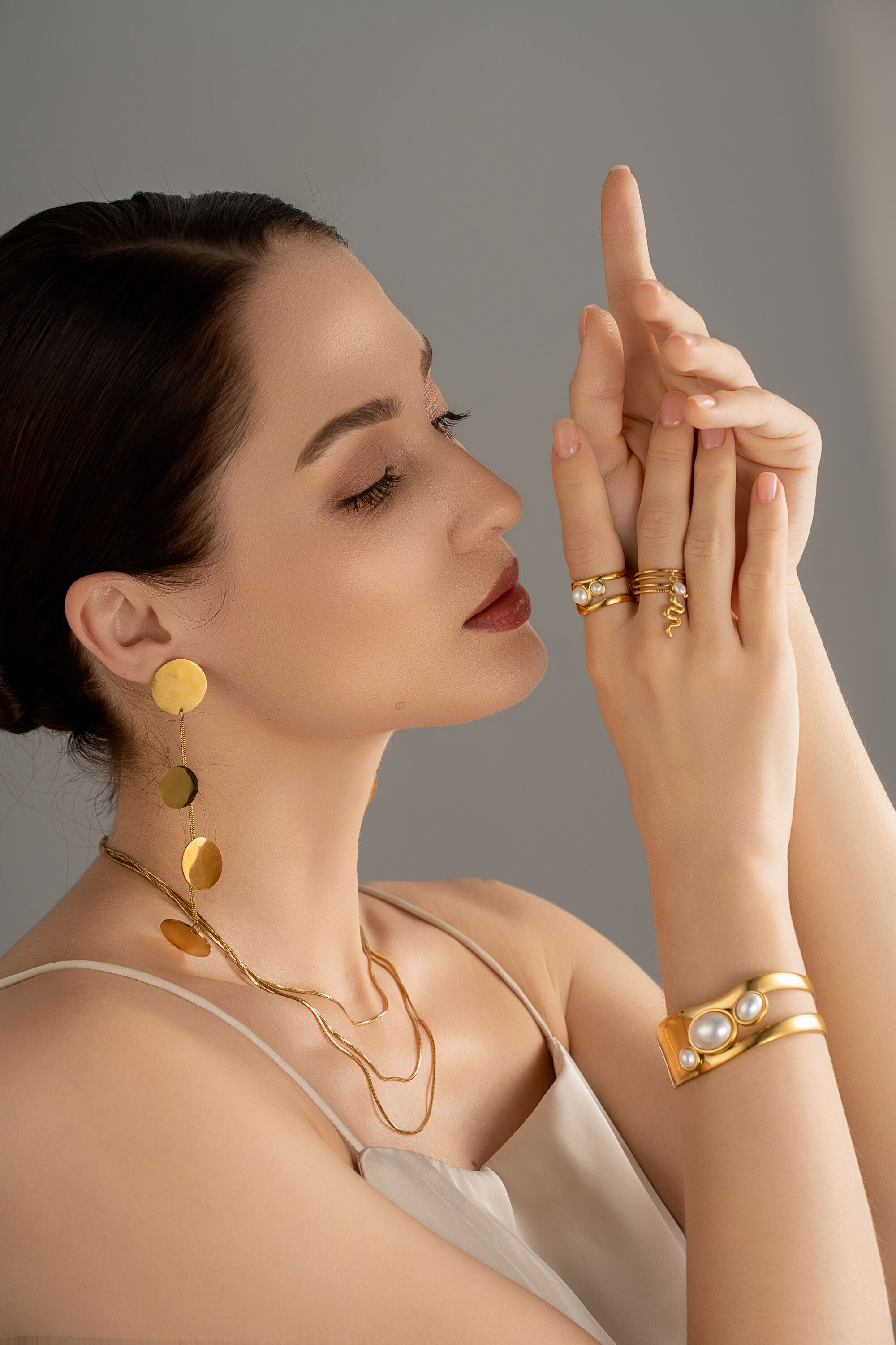 Orecchini a cerchio lungo, moderni, minimalisti e chic