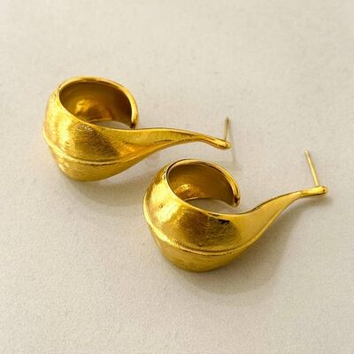 Alaaddin Brushed Gold Earrings