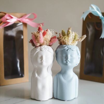Vase Roméo ou Juliette avec fleurs