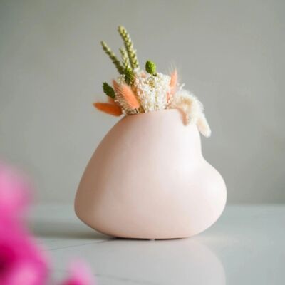 Pot Love in Bloom avec des fleurs