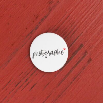 Photographer wedding badge