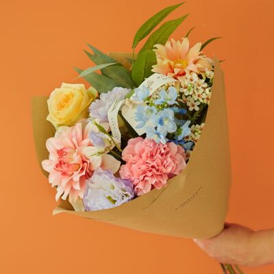 Bouquet artificiel classique - Délice pastel