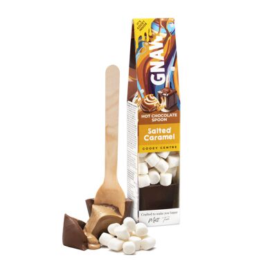 Cucchiaio di cioccolata calda al caramello salato e centro morbido