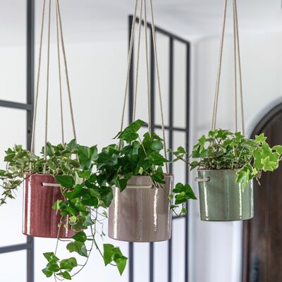 Jardinera cilíndrica colgante Kai. Disponible en 3 colores y tamaños.