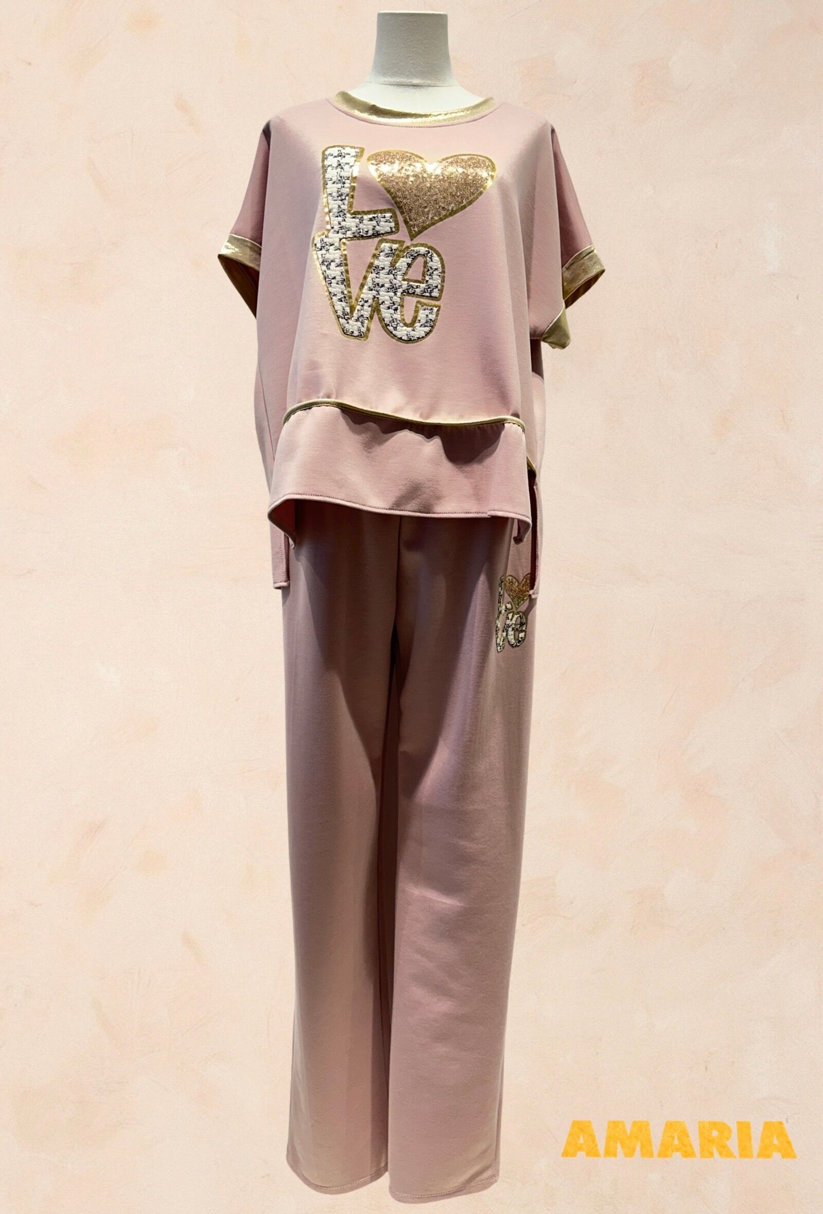 2072 – Schickes und bequemes Loungewear-Set aus Oberteil und Hose – Viskose