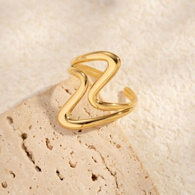 Anello moderno con linea ondulata astratta