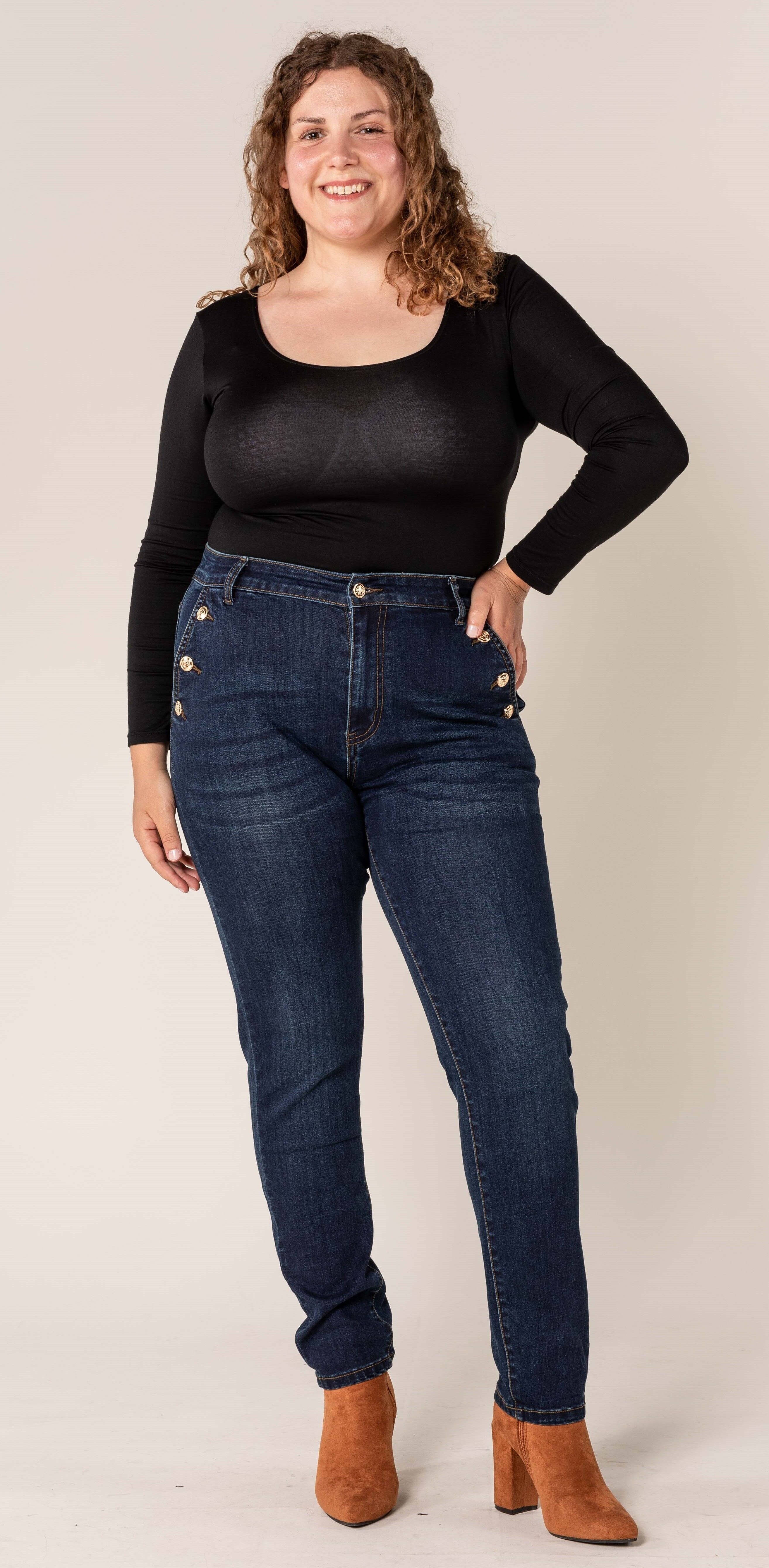 Nina Carter Kurve Plus Größe große Größe schöne Kurve P220